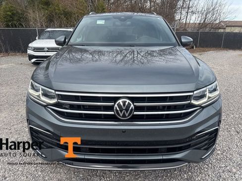 Used 2022 Volkswagen Tiguan SEL R-Line image 8