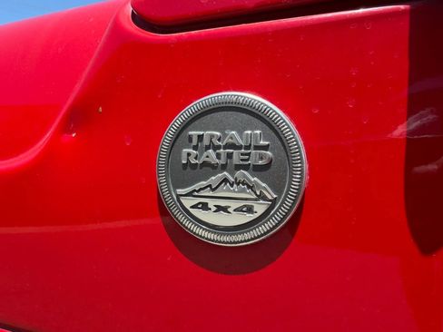 Used 2005 Jeep Wrangler Unlimited Rubicon AWD/4WD image 31