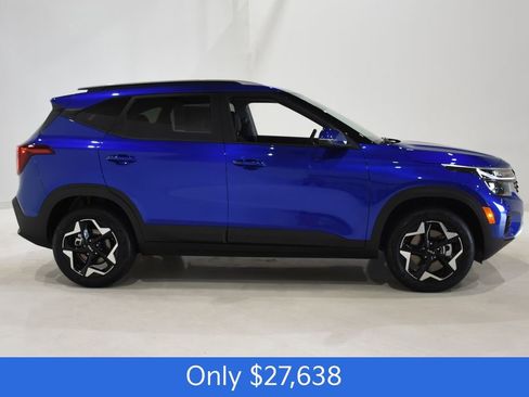 New 2026 Kia Seltos S image 3