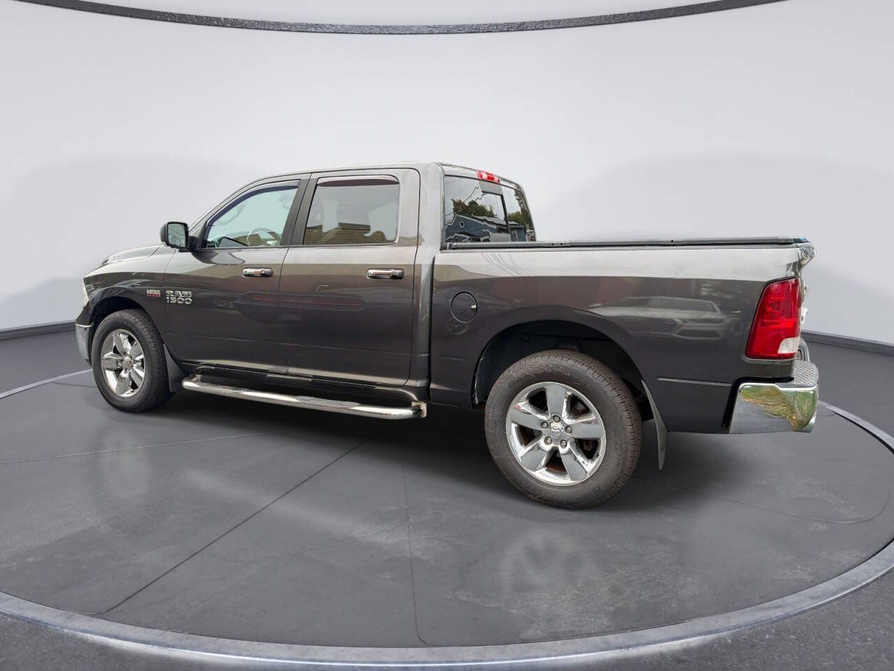 Used 2016 RAM 1500 Big Horn AWD/4WD image 2