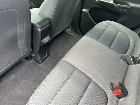 Used 2022 Chevrolet Bolt EUV LT w/ Driver Confidence Package image 15