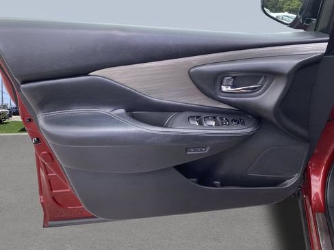 Used 2016 Nissan Murano Platinum w/ Platinum Technology Package FWD image 17