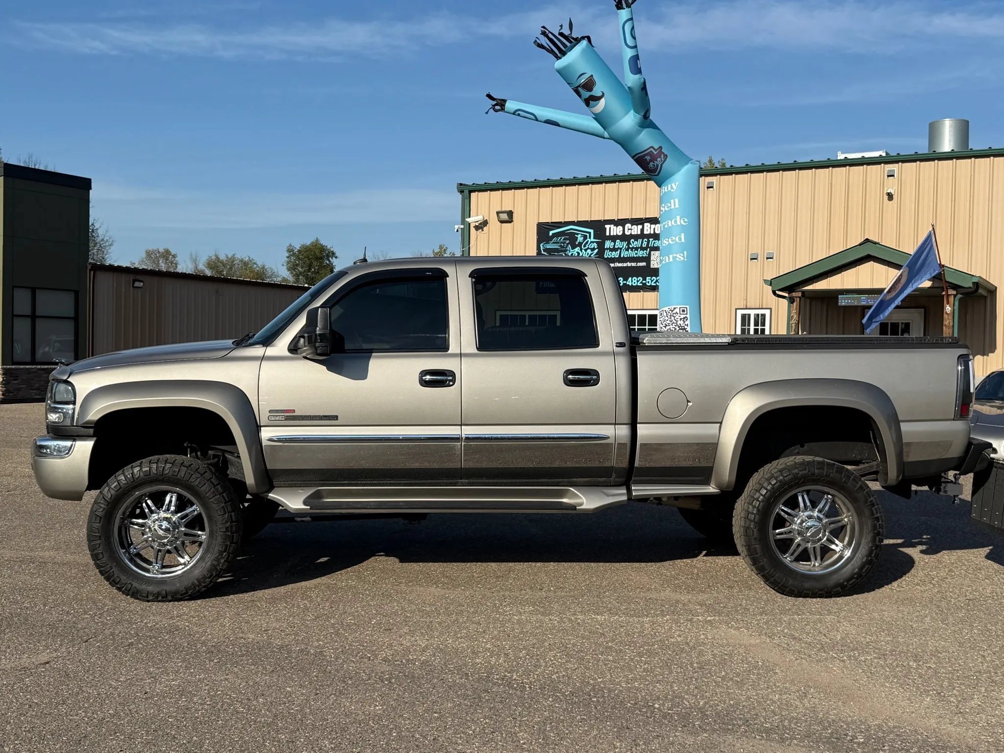 Used 2003 GMC Sierra 2500 SLT w/ SLT Preferred Equipment Group AWD/4WD image 25