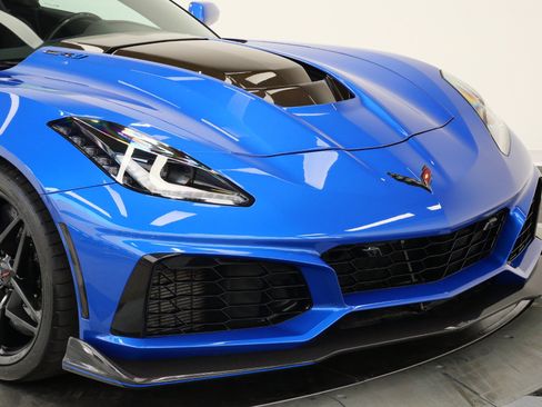 Used 2019 Chevrolet Corvette ZR1 RWD image 46