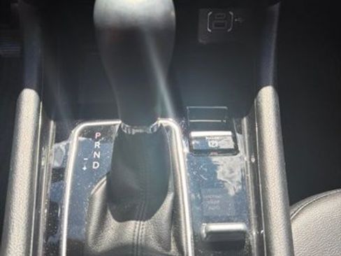 Used 2024 Jeep Compass Latitude w/ Sun and Sound Group AWD/4WD image 21
