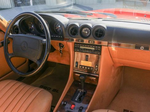 Used 1987 Mercedes-Benz 560 SL image 36