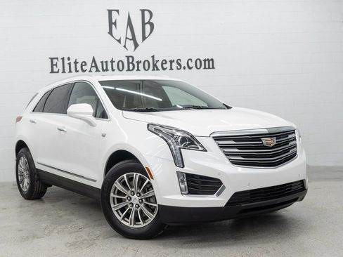Used 2017 Cadillac XT5 Luxury w/ Driver Awareness Package AWD/4WD image 38