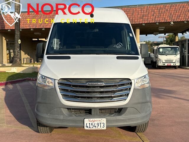 Used 2020 Freightliner Sprinter 2500 RWD image 3