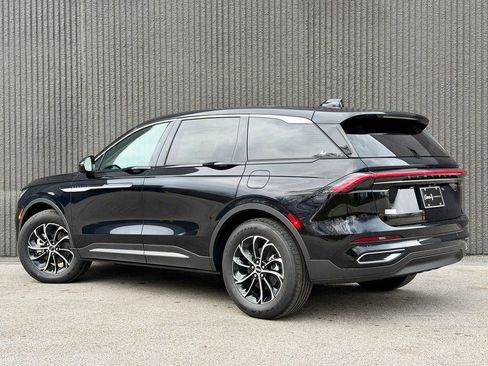 New 2026 Lincoln Nautilus Premier w/ Equipment Group 102A image 4