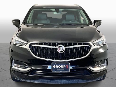 Used 2018 Buick Enclave Essence image 4