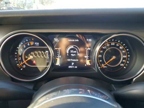 Used 2023 Jeep Gladiator Overland image 31