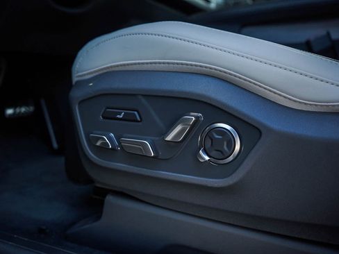 New 2026 Kia EV9 GT-Line AWD/4WD image 21