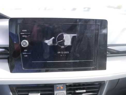 New 2025 Volkswagen Taos S image 27