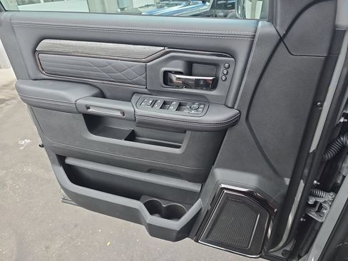 New 2026 RAM 3500 Limited AWD/4WD image 27