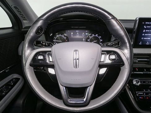 Used 2022 Lincoln Corsair AWD w/ Premium Package image 31