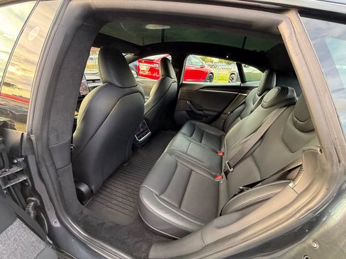 Used 2023 Tesla Model S Plaid image 25