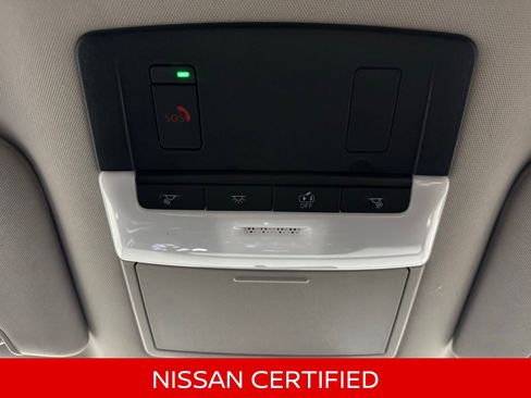 Certified 2025 Nissan Pathfinder SV image 29