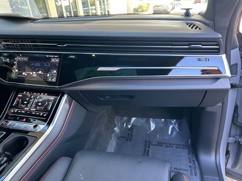 Used 2024 Audi RS Q8 AWD/4WD image 25