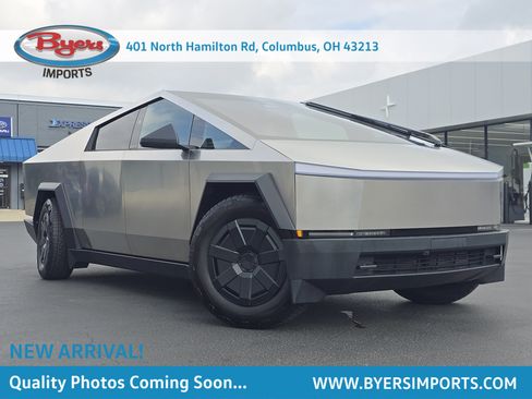 Used 2024 Tesla Cybertruck AWD Crew Cab image 1