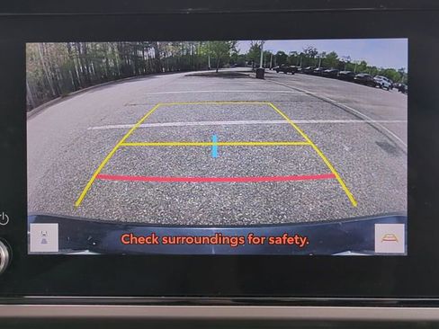 Used 2025 Toyota Camry LE image 19