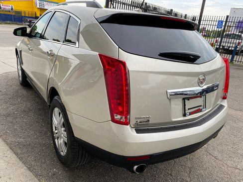 Used 2014 Cadillac SRX FWD image 2