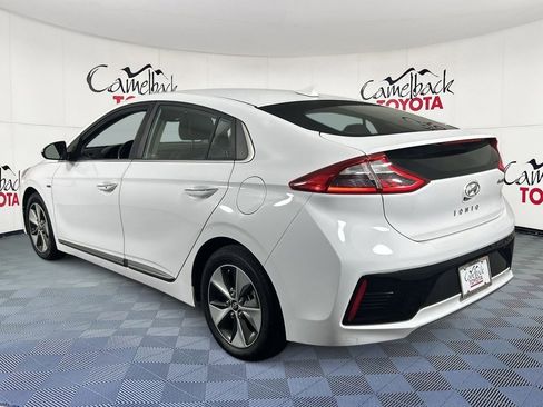 Used 2018 Hyundai Ioniq Limited image 6