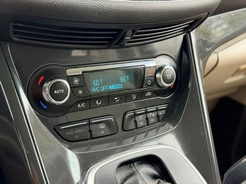 Used 2014 Ford Escape Titanium w/ Equipment Group 401A AWD/4WD image 14