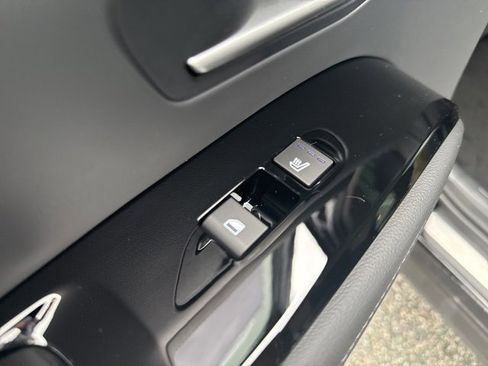 New 2025 Hyundai Tucson Limited image 54