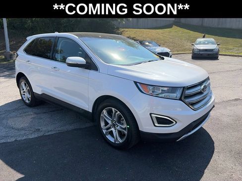 Used 2017 Ford Edge Titanium w/ Canadian Touring Package AWD/4WD image 3