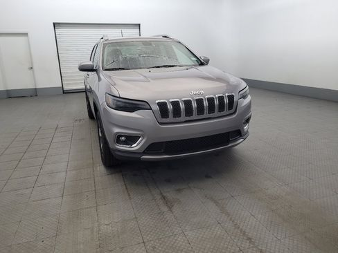 Used 2019 Jeep Cherokee Limited AWD/4WD image 14