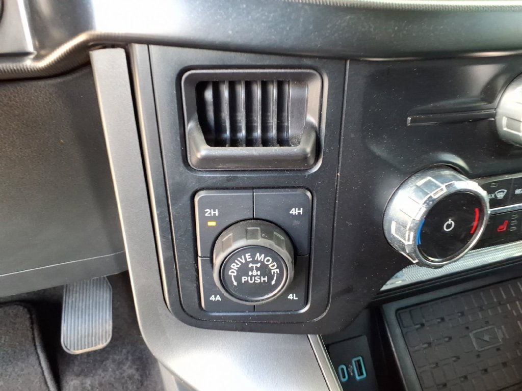 Used 2024 Ford F150 Lariat w/ Equipment Group 502A High AWD/4WD image 30