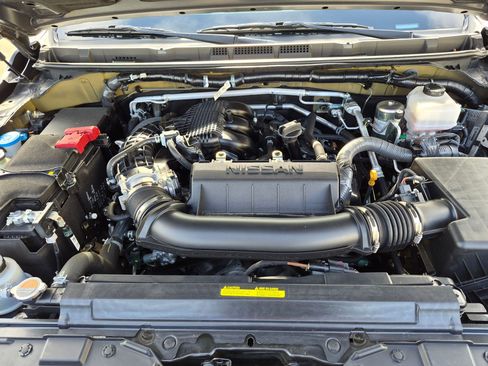 Used 2025 Nissan Frontier S AWD/4WD image 25