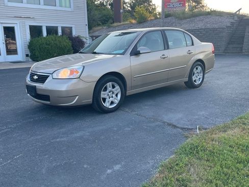 Used 2006 Chevrolet Malibu LT FWD image 1