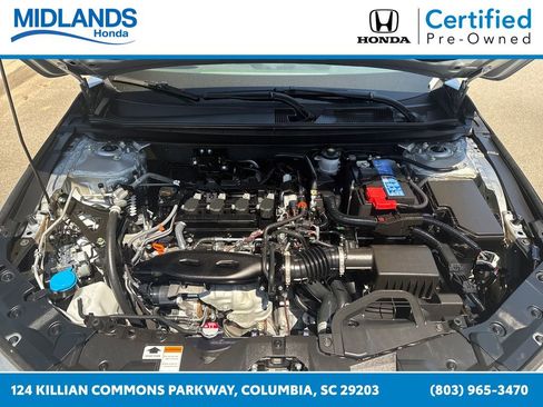 Certified 2025 Honda Accord SE image 9