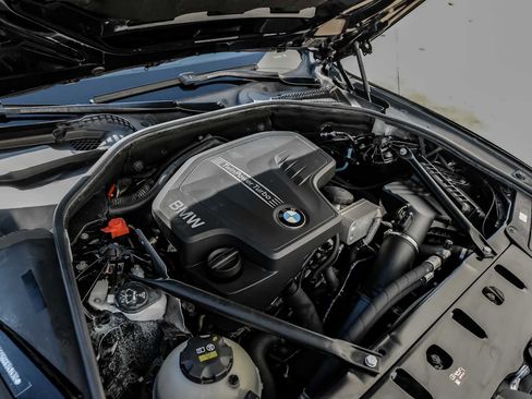 Used 2016 BMW 528i Sedan image 51