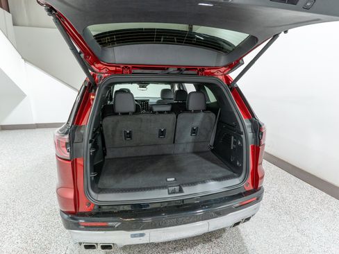 Used 2024 GMC Acadia Denali w/ Super Cruise Package image 34