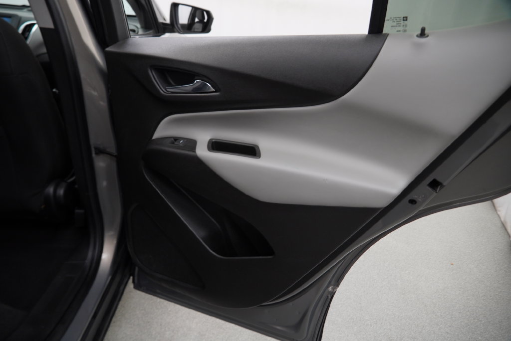 Certified 2018 Chevrolet Equinox LT FWD image 34
