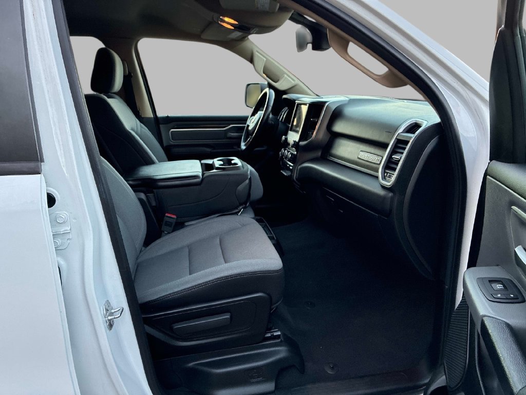 Used 2019 RAM 1500 Big Horn AWD/4WD image 10