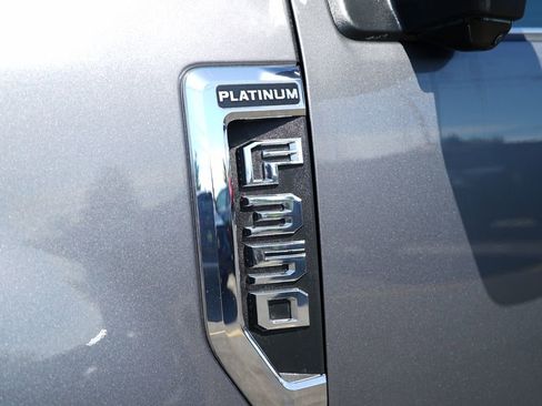 Used 2022 Ford F350 Platinum AWD/4WD image 37