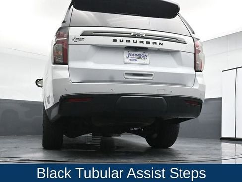 Used 2022 Chevrolet Suburban Z71 AWD/4WD image 32