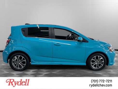 Used 2020 Chevrolet Sonic LT w/ Convenience Package FWD image 6