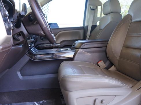 Used 2015 GMC Sierra 2500 Denali w/ Duramax Plus Package AWD/4WD image 20