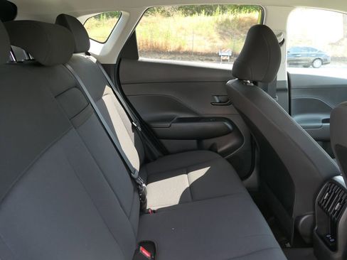 Certified 2024 Hyundai Kona SEL FWD image 21