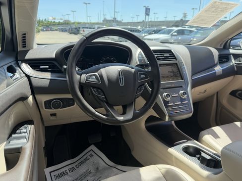 Used 2017 Lincoln MKC Reserve w/ Lincoln MKC Climate Package AWD/4WD image 29