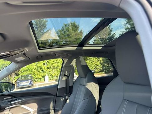 Certified 2025 Audi Q5 Premium Plus w/ Premium Plus AWD/4WD image 21