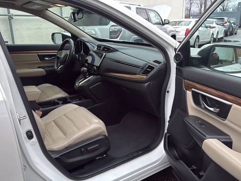 Used 2018 Honda CR-V Touring image 25