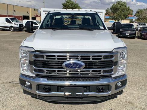 New 2025 Ford F350 XL w/ XL Chrome Package image 2