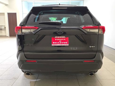 Certified 2025 Toyota RAV4 XLE w/ Convenience Package AWD/4WD image 5