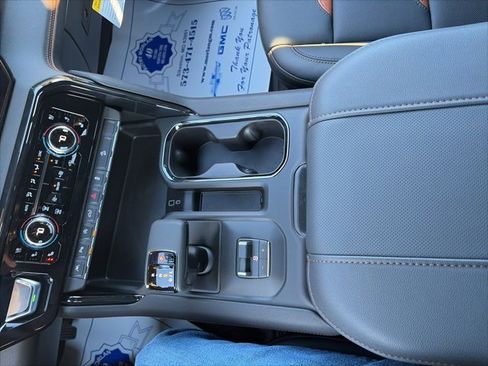 New 2026 GMC Sierra 1500 AT4 w/ AT4 Premium Package image 24