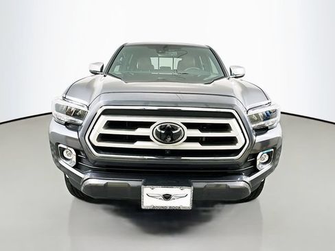 Used 2021 Toyota Tacoma Limited AWD/4WD image 2